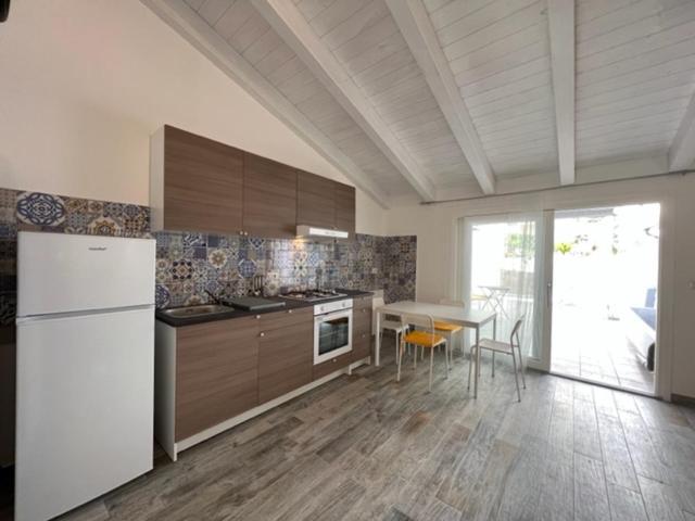 Casa Sylvia Appartement SantʼAntìoco Buitenkant foto